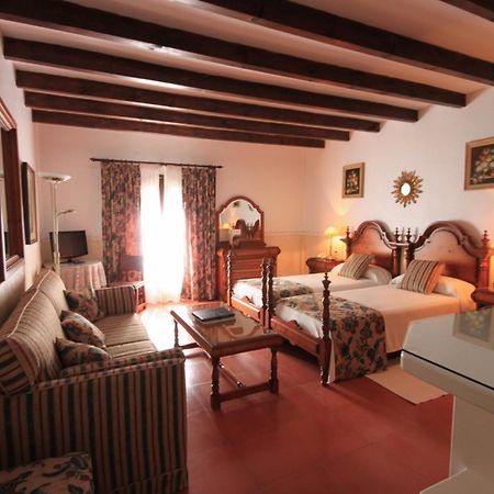 Petit Hotel Ses Rotges - Only Adults Cala Ratjada  Exterior photo