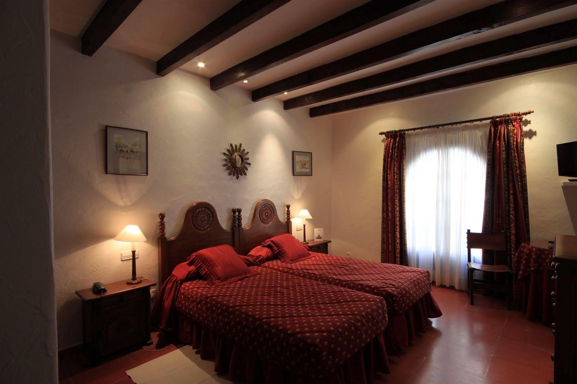 Petit Hotel Ses Rotges - Only Adults Cala Ratjada  Exterior photo