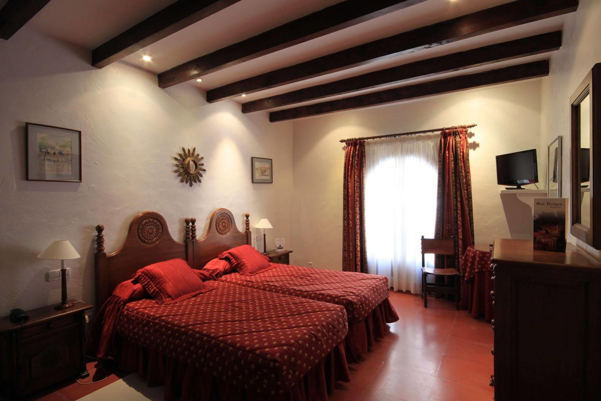Petit Hotel Ses Rotges - Only Adults Cala Ratjada  Exterior photo